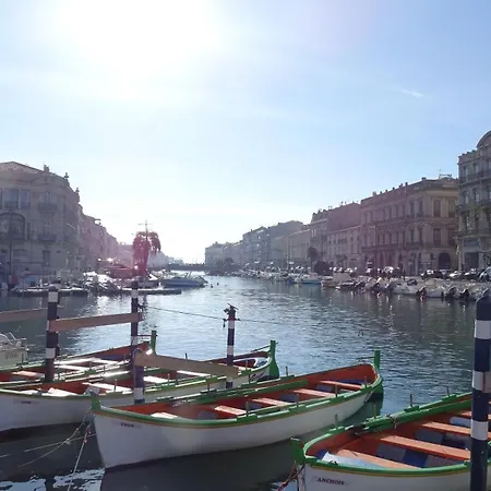 Premium Au Coeur De La Pinede, Ideal Pour Des En Familles Et Entre Amis *