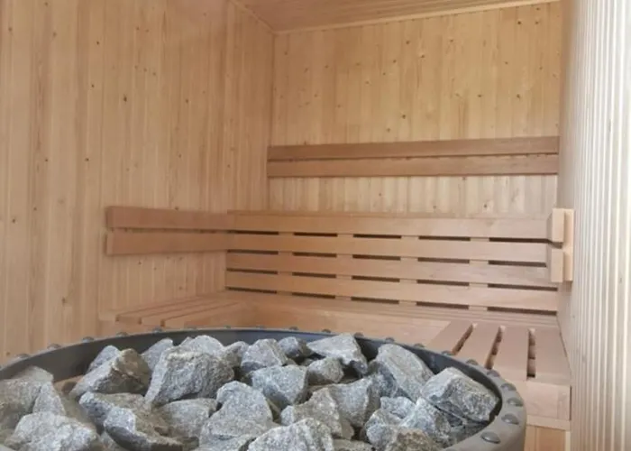 Premium Au Coeur De La Pinede, Ideal Pour Des En Familles Et Entre Amis