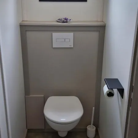 Premium Au Coeur De La Pinede, Ideal Pour Des En Familles Et Entre Amis