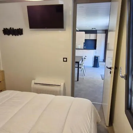 Premium Au Coeur De La Pinede, Ideal Pour Des En Familles Et Entre Amis Σπίτι διακοπών *